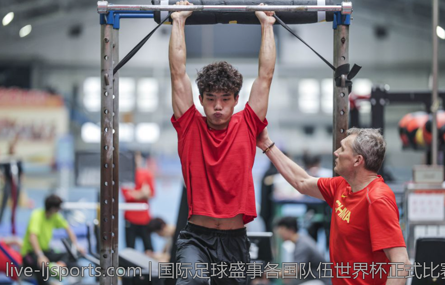国际足球盛事各国队伍世界杯正式比赛球衣高清图集